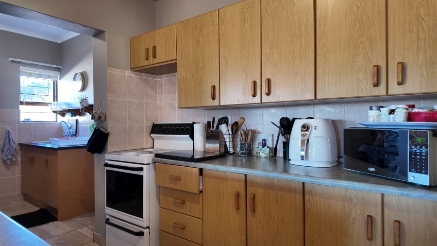 3 Bedroom Property for Sale in Stilbaai Wes Western Cape